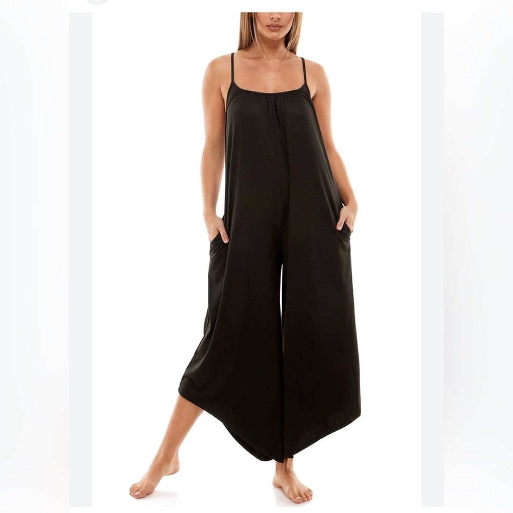 Socialite Black Comfy Jumpsuit with Pockets - Size Small
